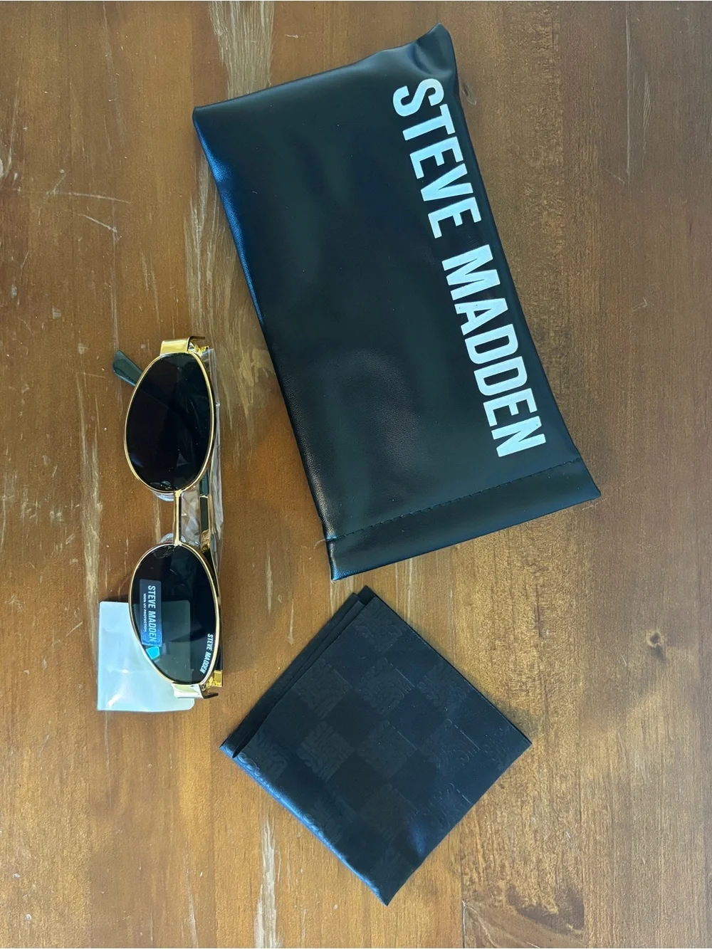 Steve Madden Gold and Black Round Frame Sunglasses